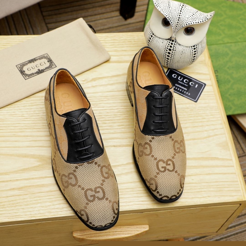 G*u*i leather shoes